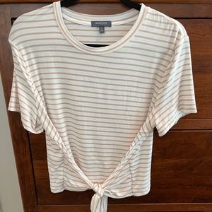 Madison Short Sleeve White/Khaki Striped Top in Size L